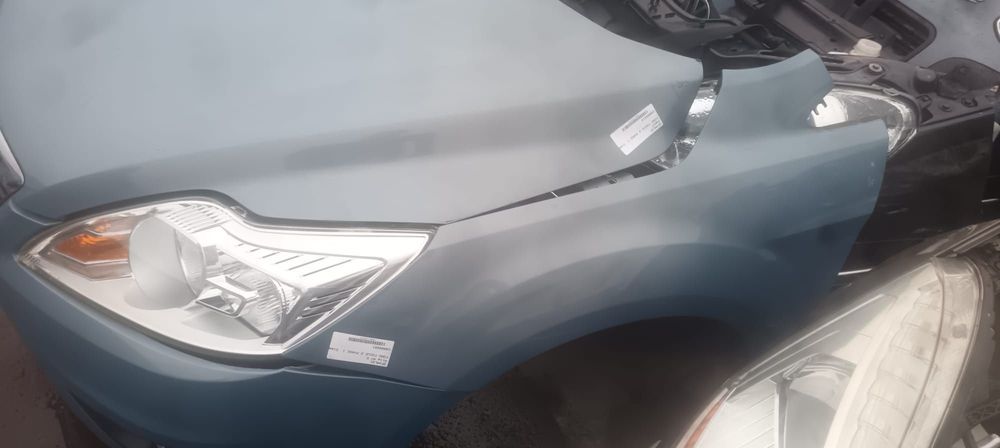 VAND FATA COMPLETA FORD FOCUS 2 DIN 2009
