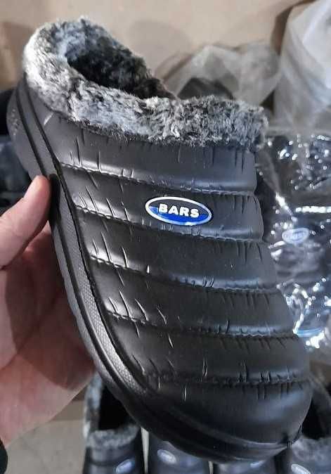 Ичи мехли ўзини ёки махси билан кийса бўладиган оёқ кийимлар