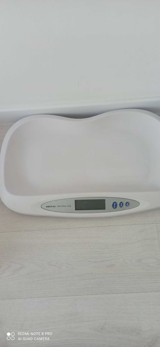 Продам весы для младенцов. До 20кг.