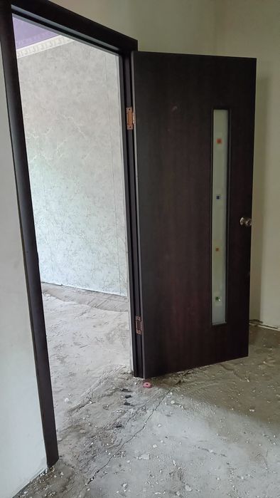 Продам б/у межкомнатные двери