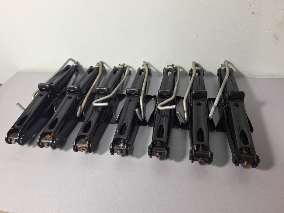 Cric AUTO OEM Dacia Logan Sandero Lodgy Dokker Jogger Spring