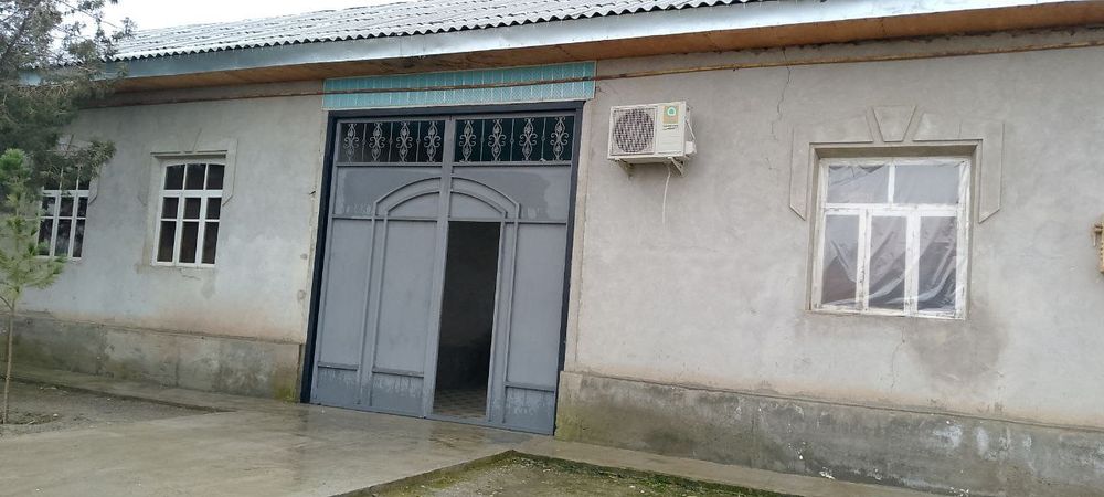 srochna uy sotiladi jizzaxda