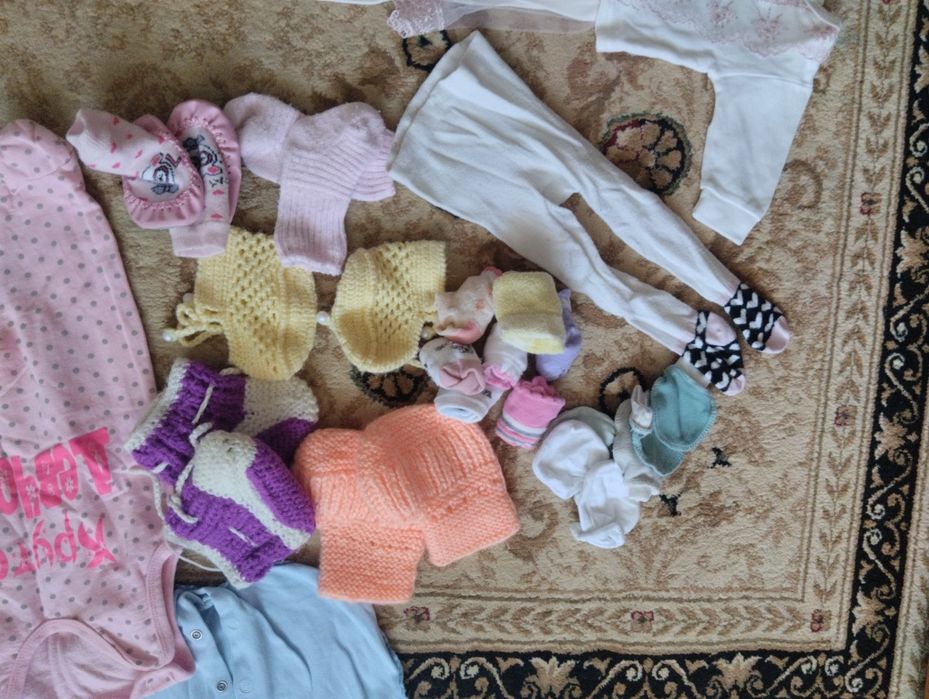 Продам детские вещи