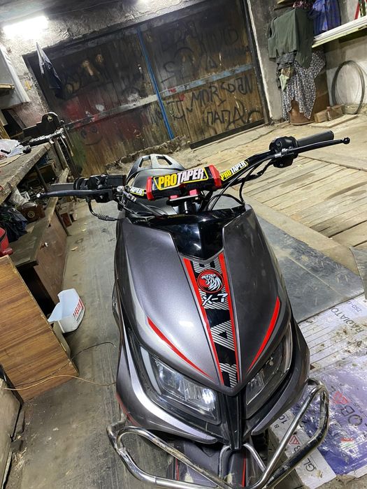 скутер м8-Обмен на айфон 13-15