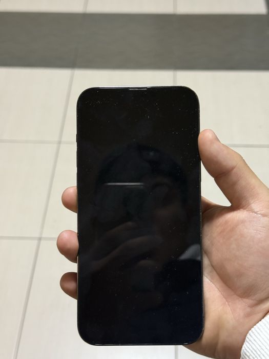 Продам Iphone 13pro max