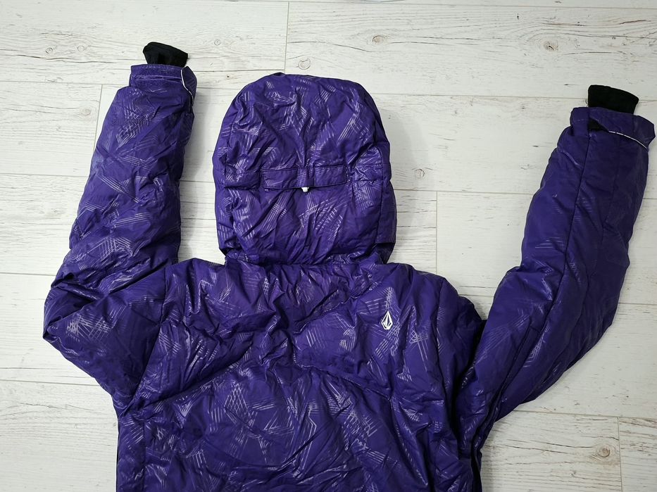 Volcom-Ориг.Дамско пухено ски яке!