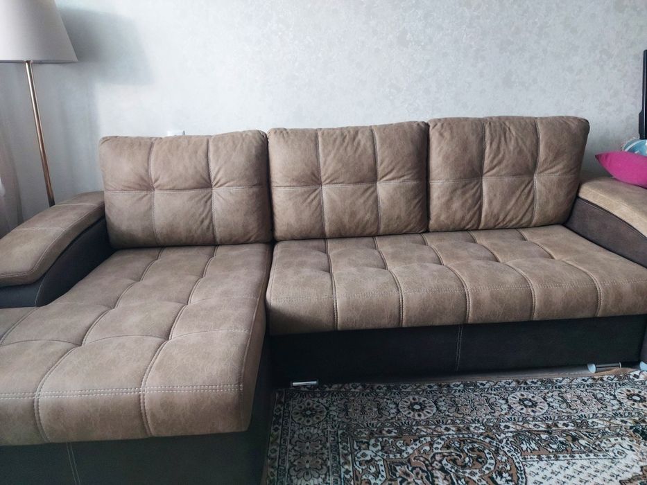 Срочно !  Диван сатылады