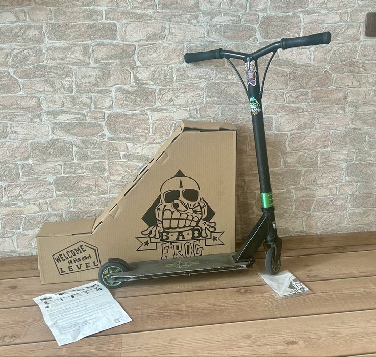 Самокат Bad frog тоюковой 100% оригинал.