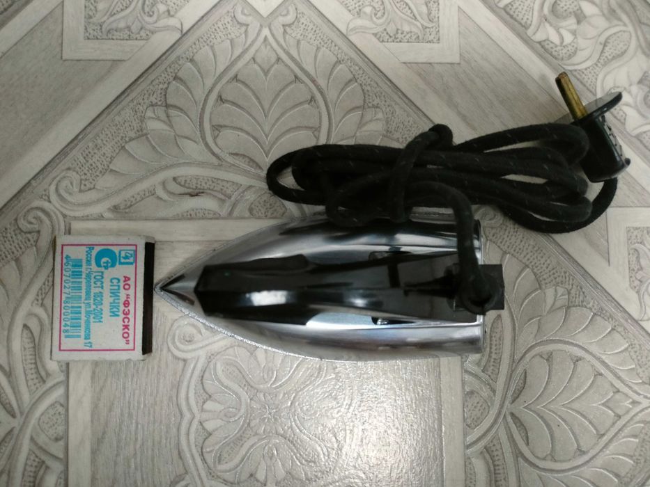 Утюг дорожный советский