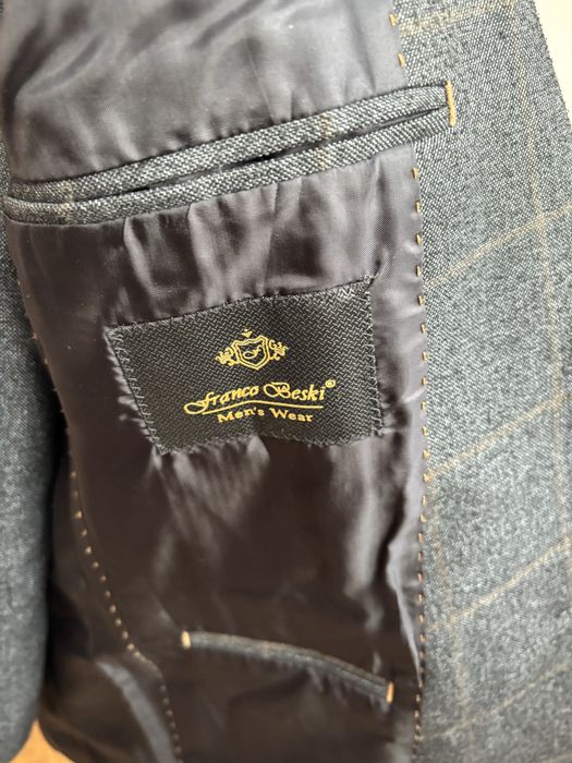 Костюм тройка размер 46 Турция