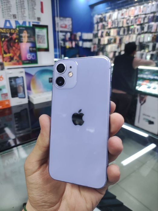 iPhone 12 mini  64/77%