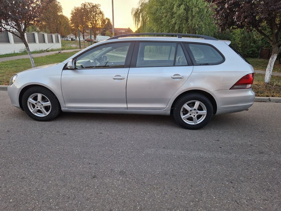 Volkswagen Golf 2011 diesel, 3.228 € — imagine 2