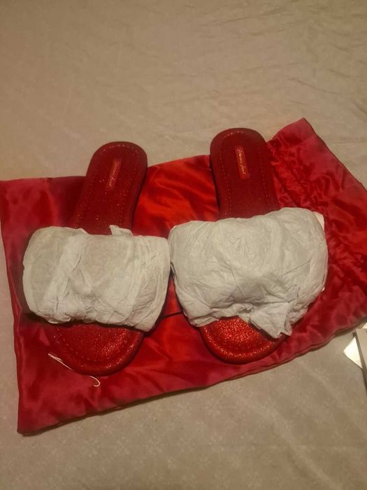 Papuci eleganti Victoria Secret