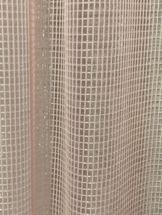 Едно нежно перде от мрежа