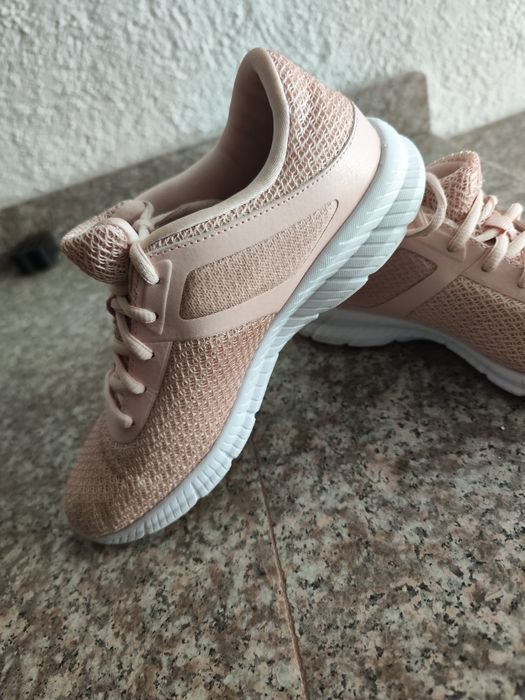 Дамски оригинални маратонки FILA