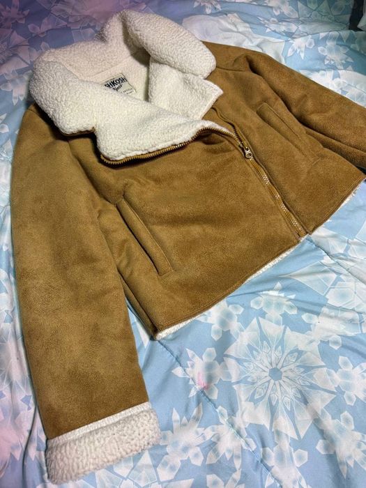 Куртка дубленочка для девочки. Carter’s