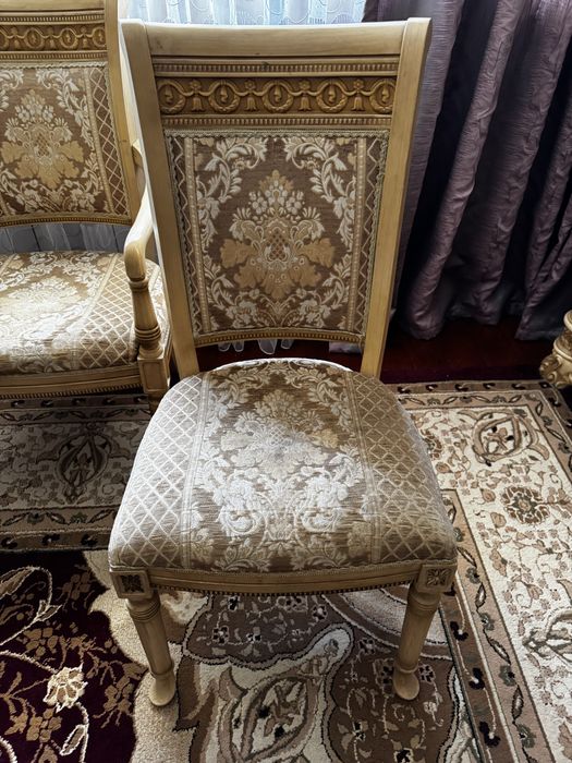 Продам стулья и кресла