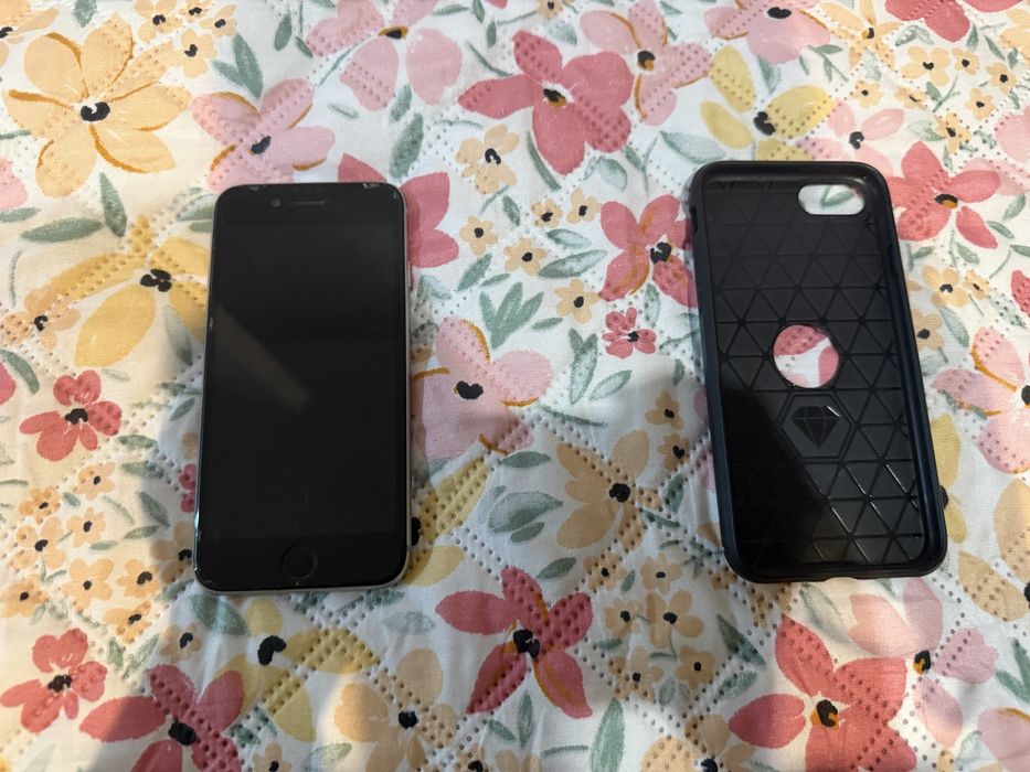 Телефон iphone 6s