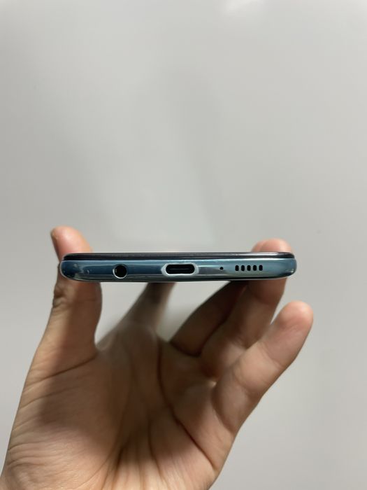 Самсунг А51.