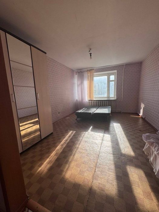 Продам двух комнатную квартиру