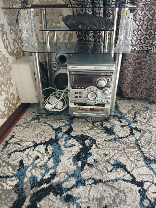 Подставка музыкальный центр билан сотилади