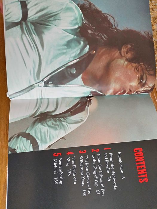 Книга за Майкъл Джаксън на английски език от Лондон