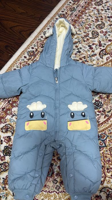 Продам осенний комбинезон