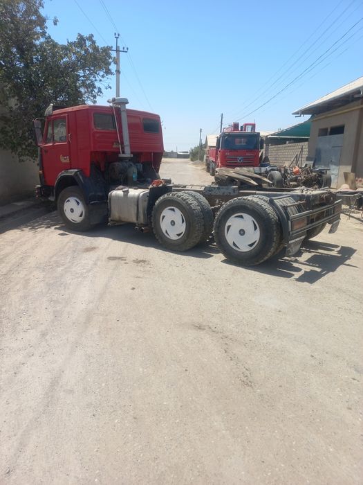 Kamaz tegach sotiladi