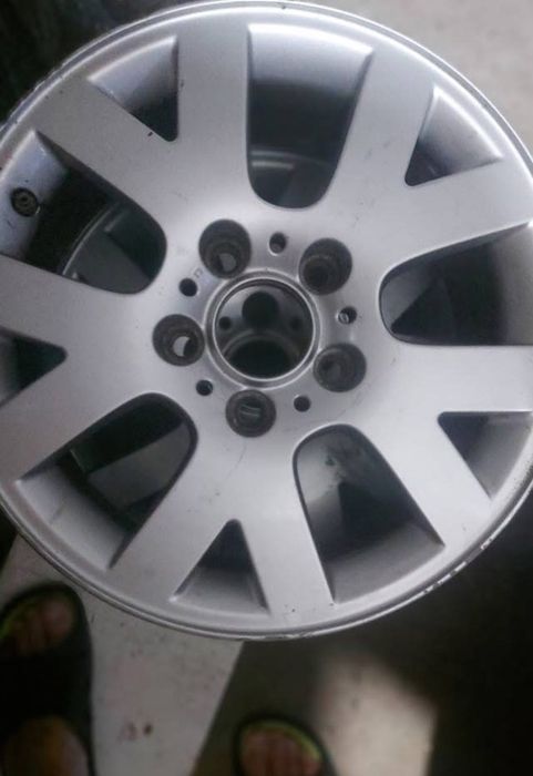 Два комплекти джанти за BMW