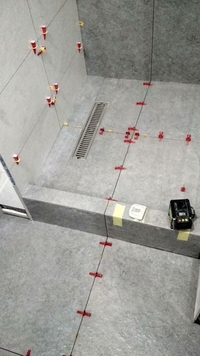 Кафельщик Плиточник Мастер профессионал. Укладка керамогранита.