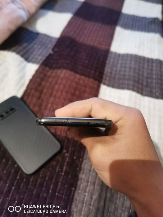 Samsung S10e 128гб