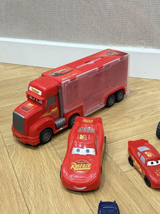 Любители машинок  makvin