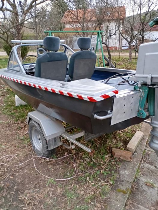 НОВА ЦЕНА! Лодка "Сребърна стрела"