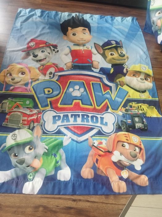 Две завеси и корниз