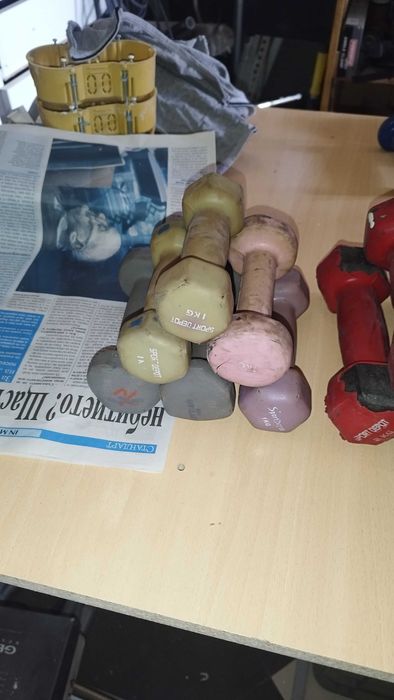 Гирички по 1кг, 2кг - фитнес дъмбели