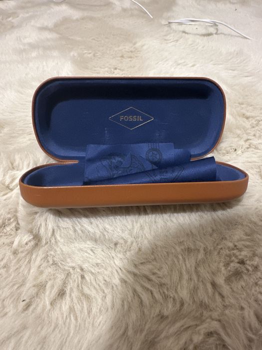 Etui fossil ochelari