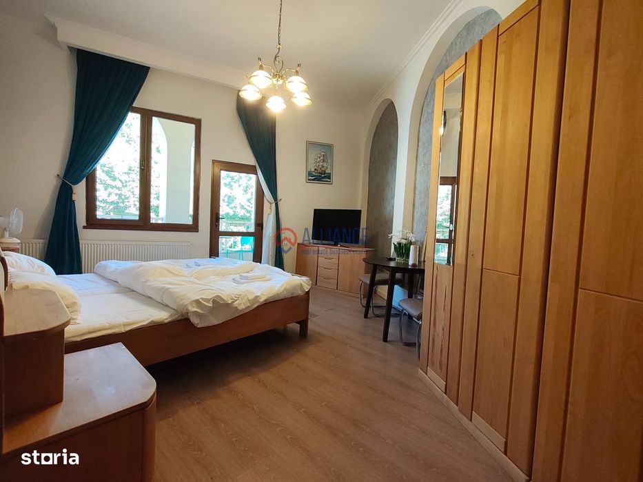PENINSULA - 3 Camere de lux !
