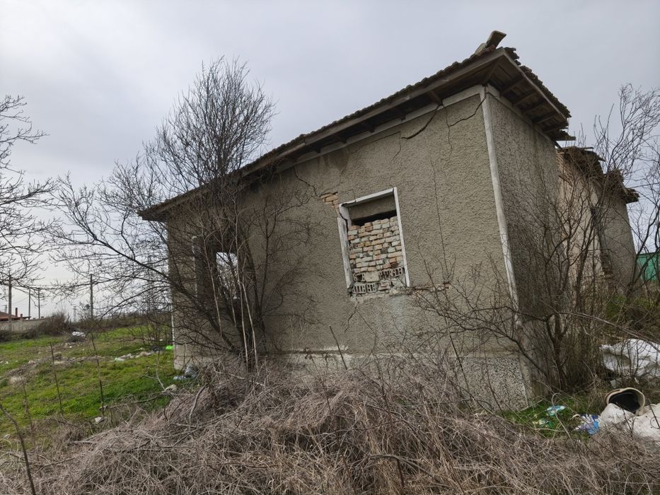 Къща Област Варна-Вълчи Дол-Алеко Константинов 24-до борсата за метали