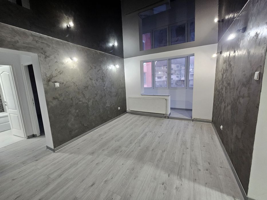 Apartament 2 camere,etaj 2, renovat, zona ultracentrală