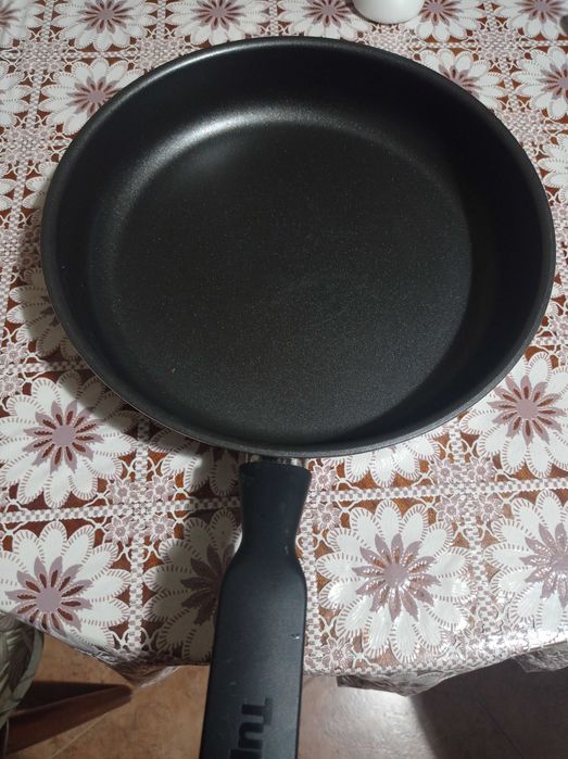 Тиган Tupperware