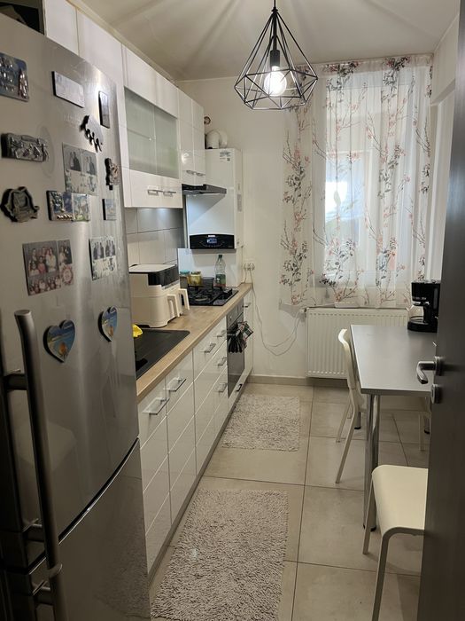 Vand apartament 3 camere+mansarda in Bragadiru