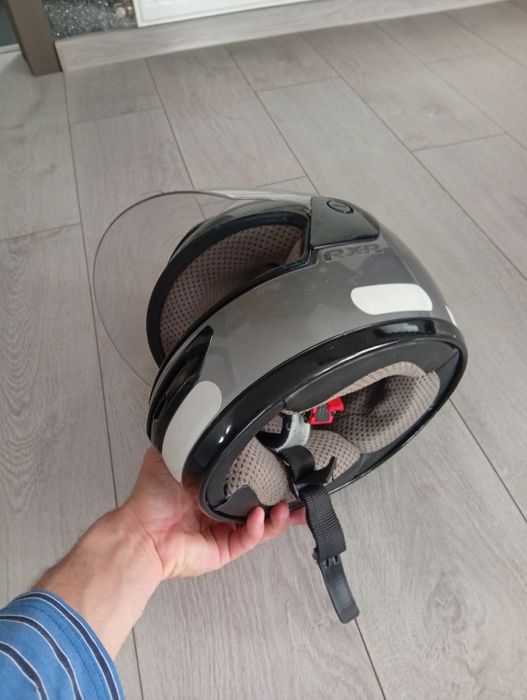 Vând Casca Moto Shoei mărimea M