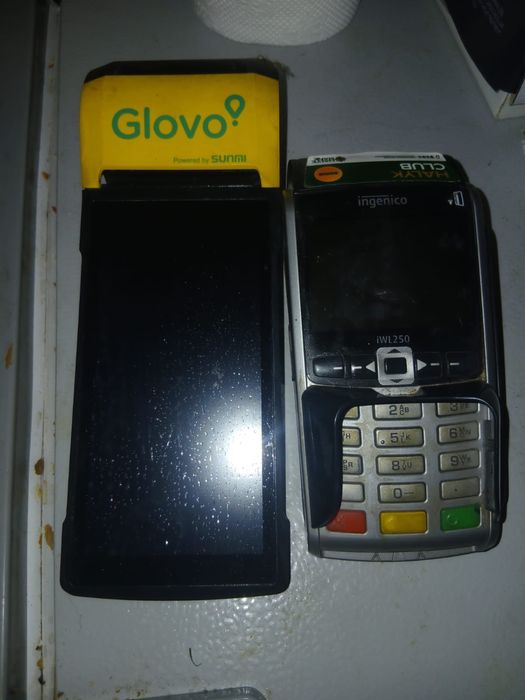 Два терминала для безначной оплаты