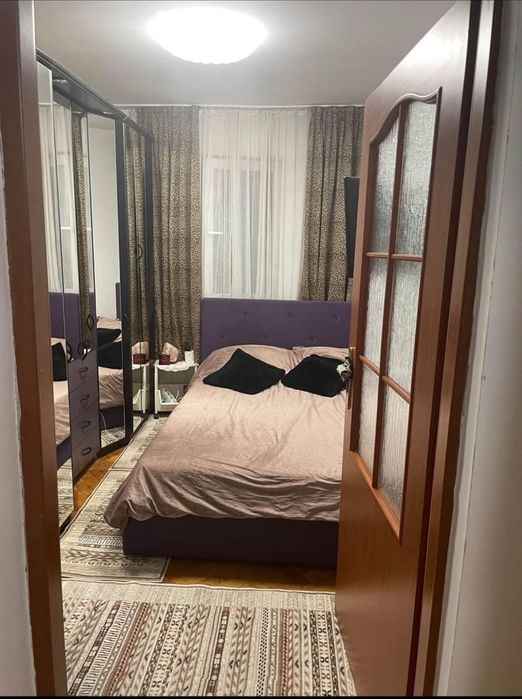 Apartament cu 4 camere