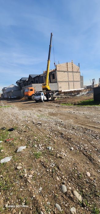 Karopka holatda yashash uchun qulay 2 sutix podval bor mansarda bor