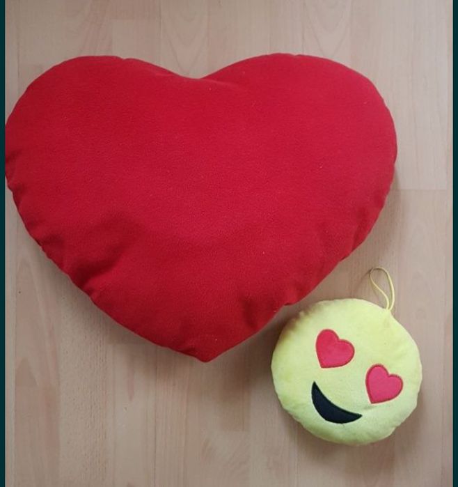 Лот от различни плюшени играчки