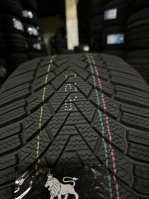 Зимен Спорт Пакет ARIVO 255/35R20 285/30R20 НОВ DOT 2553520  2853020