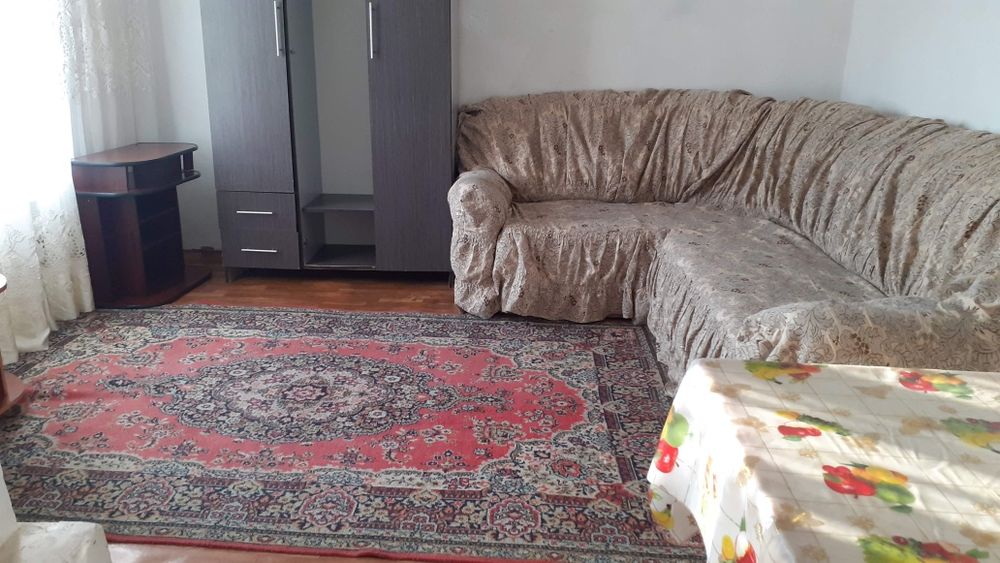 Времянка отдельный вход и двор