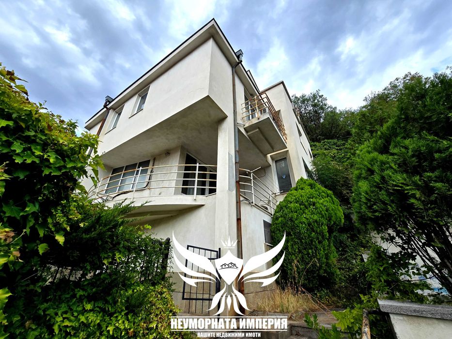 Продава се Къща в Асеновград - 370 кв.м за 1228 €/кв.м - Снимка #1