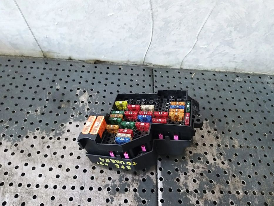 Panou tablou sigurante vw touareg 7l 7l0941828a 7l0941824a